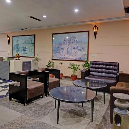 特雷布旅行小村庄住宿酒店 诺伊达 外观 照片
